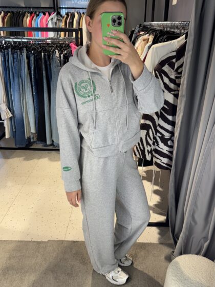 Laisvalaikio kostiumėlis